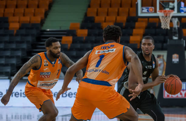 在分析此次 在分析此次